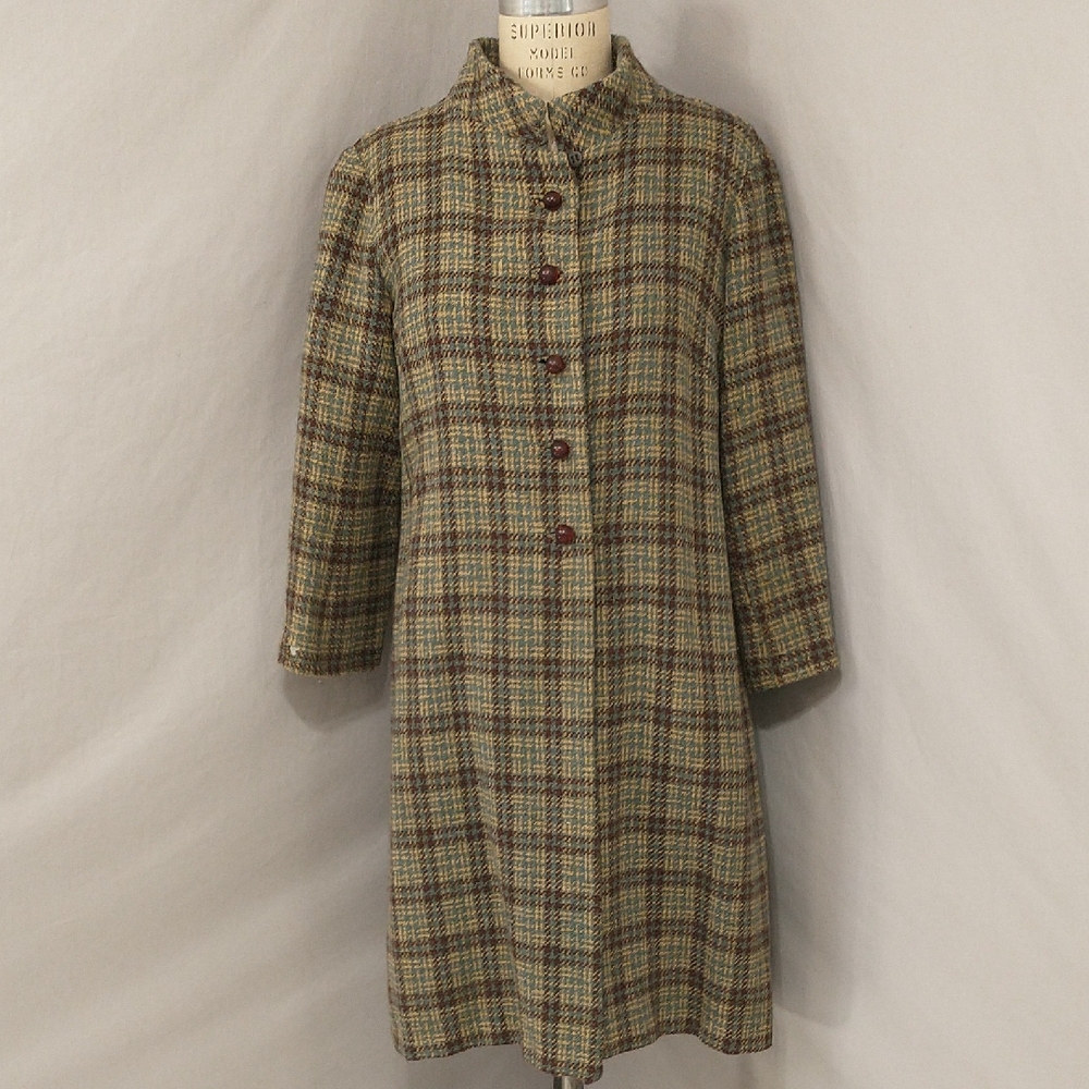 Vintage Plaid Mid Length Coat Wool with Button Closure 40s